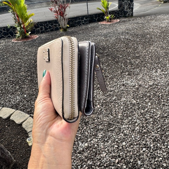 Kate Spade Wallet Bundle Zip Around + Bifold Saffiano Leather Neutral - Picture 5 of 9